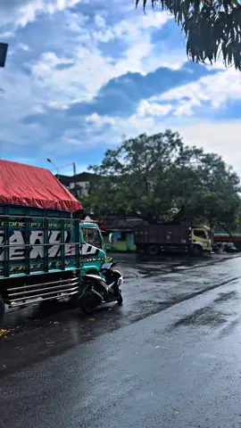 @Mazz.Yadin arah timur #trukmaniaindonesia #ntbpride🏝️🌴 #drivermuda #herextiktok 