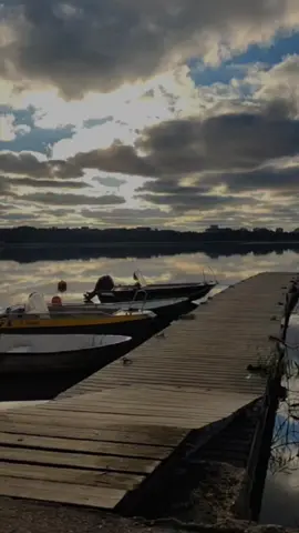 Aamiin. Selamat datang bulan Oktober, semoga semakin baik rejeki, kesehatan, dan semangat hidup untuk bersatu denganMu Ya Allah. Dan selamat tinggal bulan September yg penuh kenangan dan syukur. Bulan yg membawa bertambah umur kita dan semakin mawas diri , semakin pasrah padaMu dan mencintai sesama kita. Terima kasih Ya Allah.
