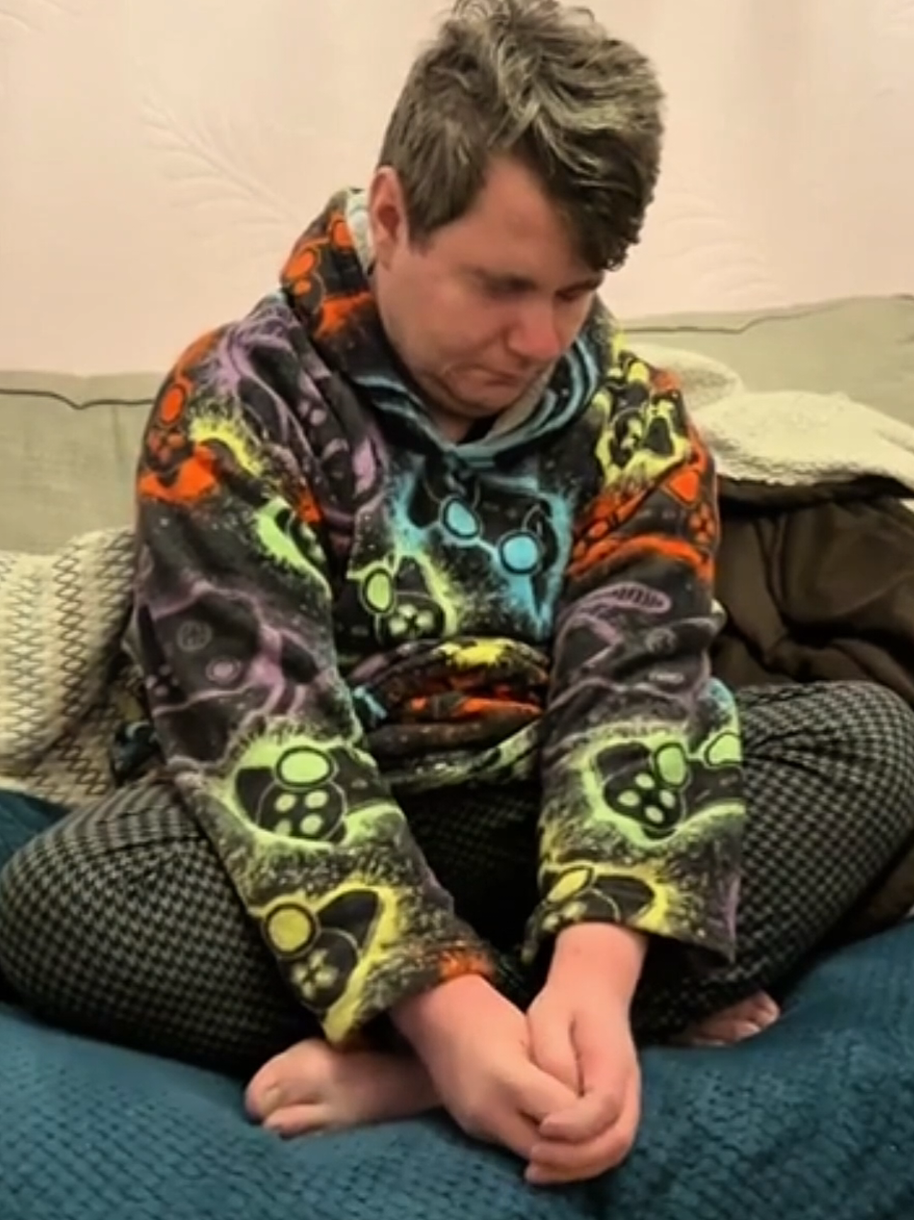 Educational interview - A young man have been arrested again, and his mum’s reaction says it all #sting #police