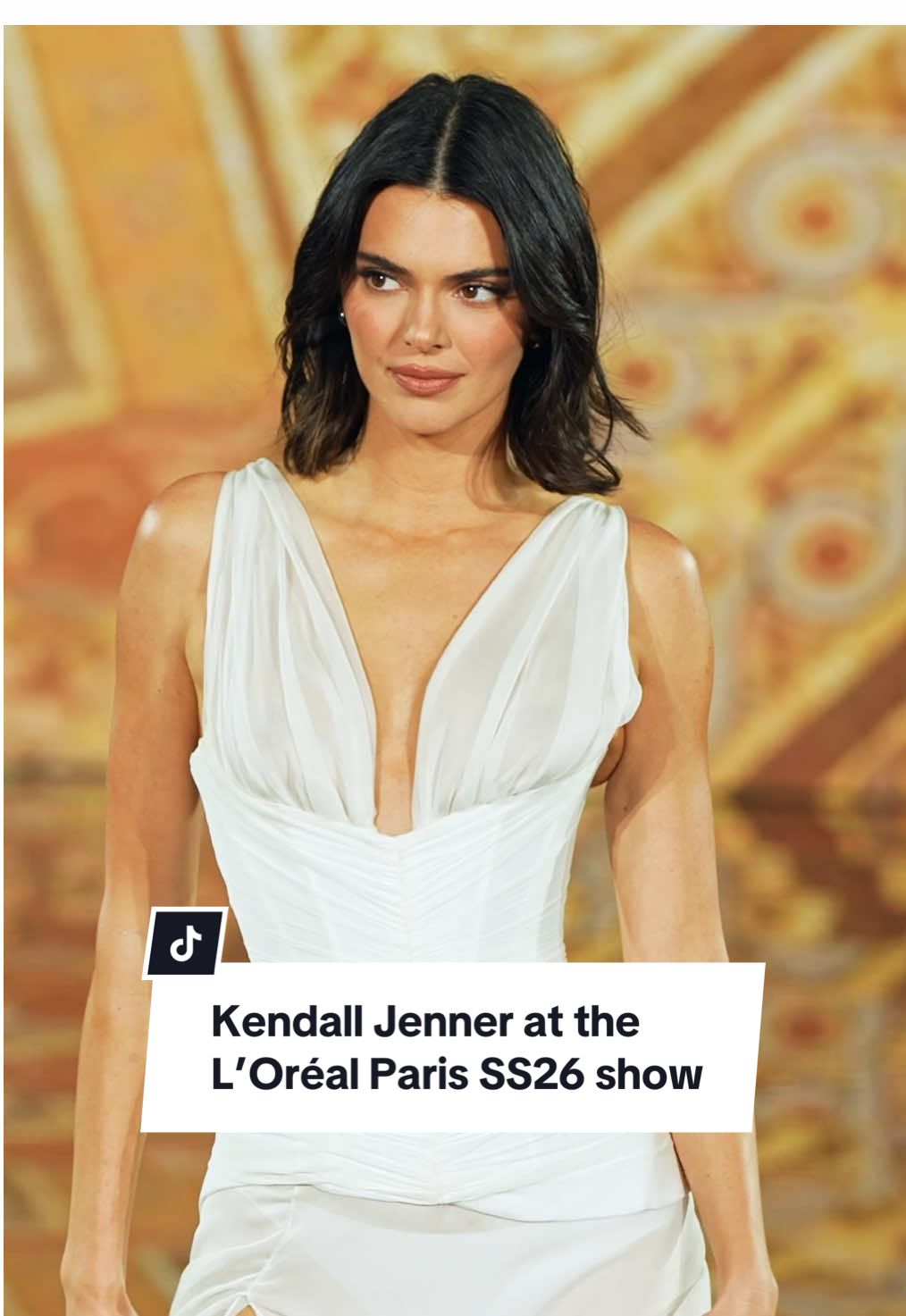 #KendallJenner made her first #ParisFashionWeek appearance of the season, walking the runway in a dreamy white gown at the L’Oréal Paris SS26 show.