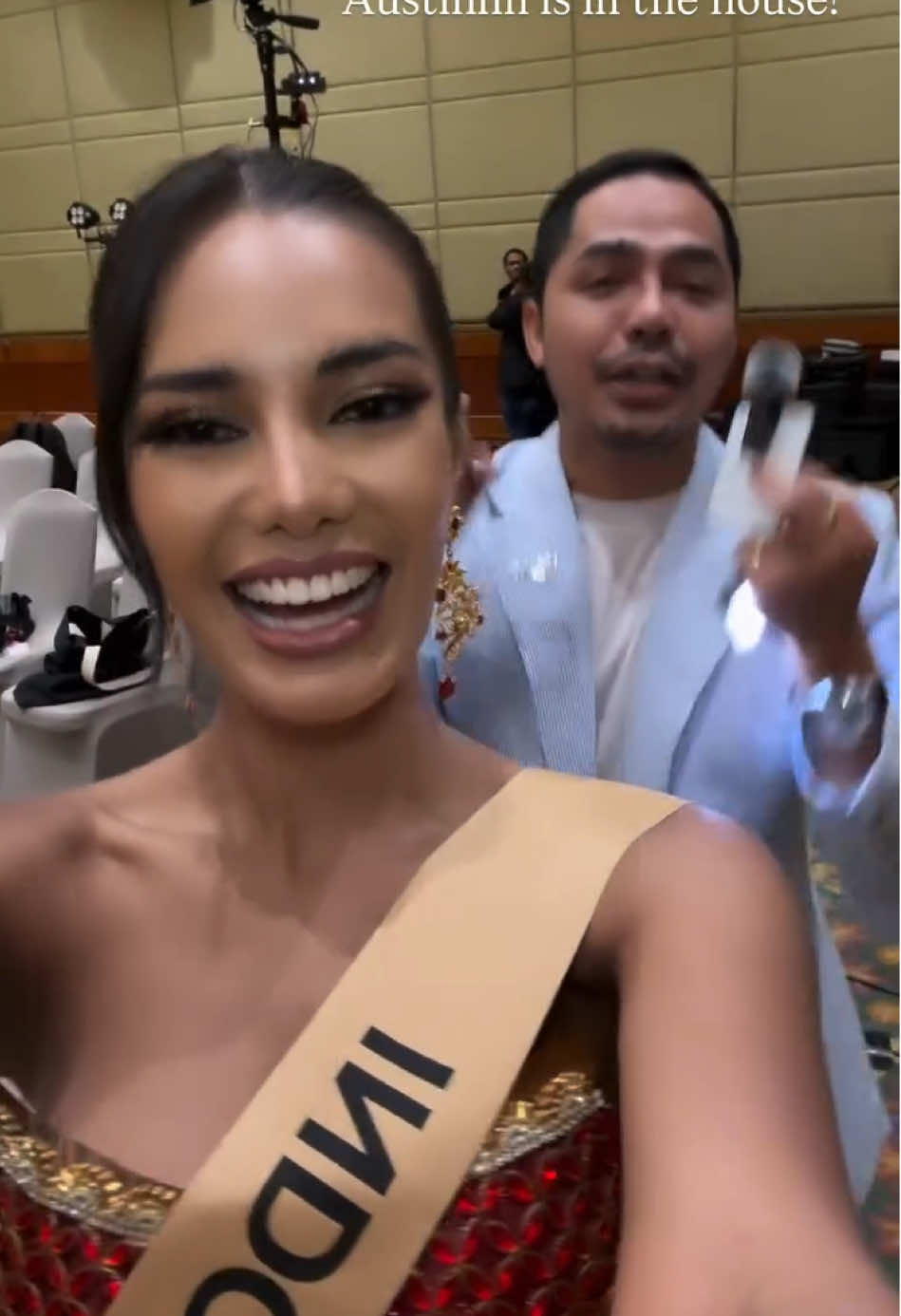 Best Edak Vina Sitorus Bersama Kakak Austin Admin @GRAND MGI after Sashing Seremony Miss Grand International 2025 Let’s Go Indonesia👑🇮🇩 #missgrandinternational #missgrandinternational2025 #missgrandindonesia #missgrandindonesia2025 #vinaanggisitorus 