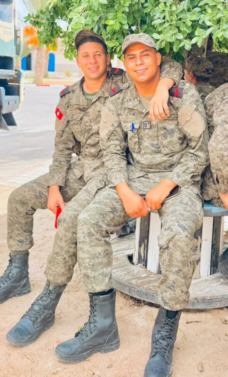 #الشعب_الصيني_ماله_حل😂😂 #tunisian_tik_tok #تونس_المغرب_الجزائر #capcutamor #الجيش 