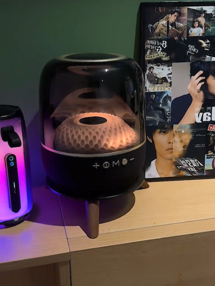 Không gian trống, thêm chút nhạc từ loa là thành nơi để trở về 🪐#loabluetooth #music #decor #fyp #viral