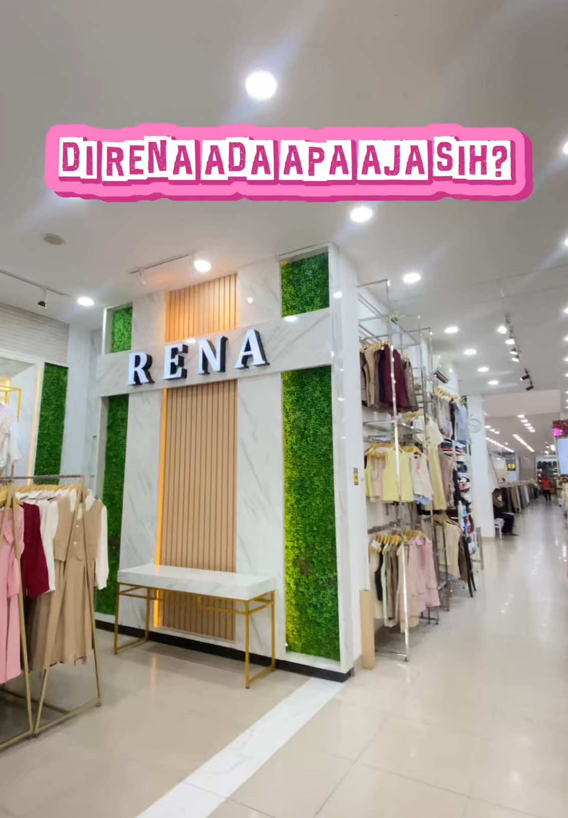 cari selain koleksi fashion cewe di rena pastinya adaa dongg😍✨ toko #fashion terlengkap di #tuban #jawatimur 