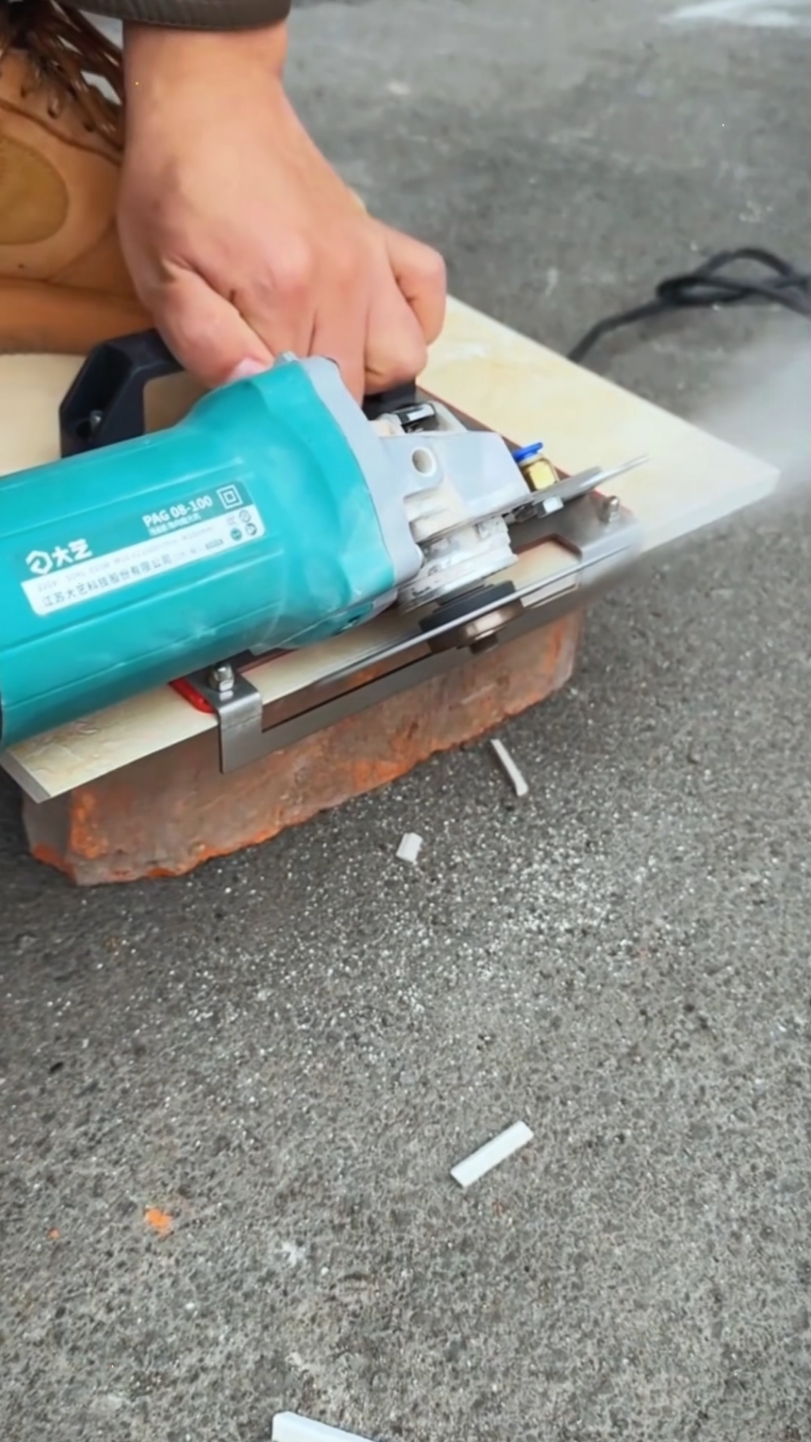 【COD】Angle Grinder Stand for Tile 45 Degree Chamfer Cutting 45°Angle Tile Chamfering Tool for Cutting Tile Ceramic Hardware Home#Mesin penggiling sudut # sudut mundur ubin # ubin terbalik sangat nyaman # alat renovasi # tempelkan # batu bata # ubin sudut terbalik # efisien dapat bekerja # alat-alat lima emas #fyp #foryou #tiktokshop #goodthing 