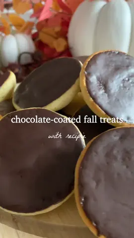 Replying to @Kathanerina  Chocolate-Dipped Vanilla Pastries (German Recipe: “Amerikaner”) (Makes about 18 pastries) Ingredients ½ cup (100 g) butter, softened ½ cup (100 g) sugar 1 packet vanilla sugar (or 1 tsp vanilla extract) 2 eggs 1 pinch salt 1 packet vanilla pudding powder (about 1.1 oz / 30 g) OR 2 ½ Tbsp cornstarch (30 g) + 1 tsp vanilla extract 5 Tbsp (75 ml) milk 2 cups (250 g) all-purpose flour 3 tsp (1 Tbsp) baking powder 3 ½ oz (100 g) dark chocolate Instructions Preheat oven to 400°F (200°C). Line two baking sheets with parchment paper. In a mixing bowl, beat the butter (100 g / ½ cup) and sugar (100 g / ½ cup) until light and fluffy. Mix in the vanilla sugar (or vanilla extract), eggs, and a pinch of salt. Add the pudding powder (or cornstarch + vanilla), milk, flour, and baking powder. Stir until smooth. Using a piping bag, pipe small mounds of dough onto the prepared baking sheets. The recipe makes about 18 pastries. Bake for 10–15 minutes, until lightly golden. Let cool completely. Melt the dark chocolate (100 g / 3 ½ oz) and brush or drizzle over the cooled pastries. Let the chocolate set before serving. This recipe is a German version of the classic “Amerikaner”, transformed into soft, charming vanilla pastries with a rich chocolate coating. 