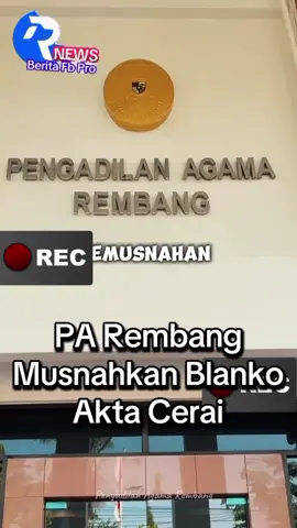 PA Rembang musnahkan blanko akta cerai