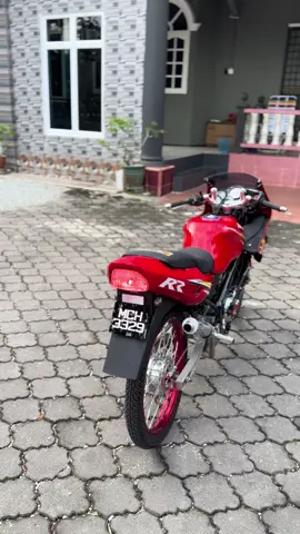 untuk dilepaskan baru siap restore dan obohol  -fullset a-z baru  -handle krz ori -mono redleo baru -body dah repaint kilat relipppp -rim excel asia 17/18 1.6 baru -exzos wrc ori body tegak nama boleh tukar roadtax hidup