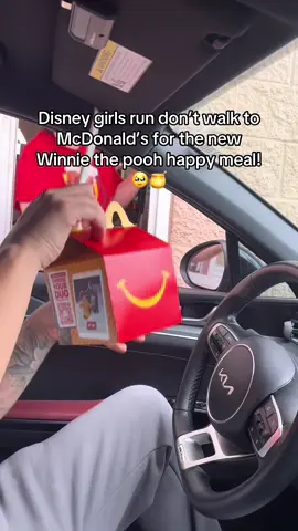 Pooh fans run to McDonald’s for the new happy meal🥹#winniethepooh #disney #adventcalendar #pooh 