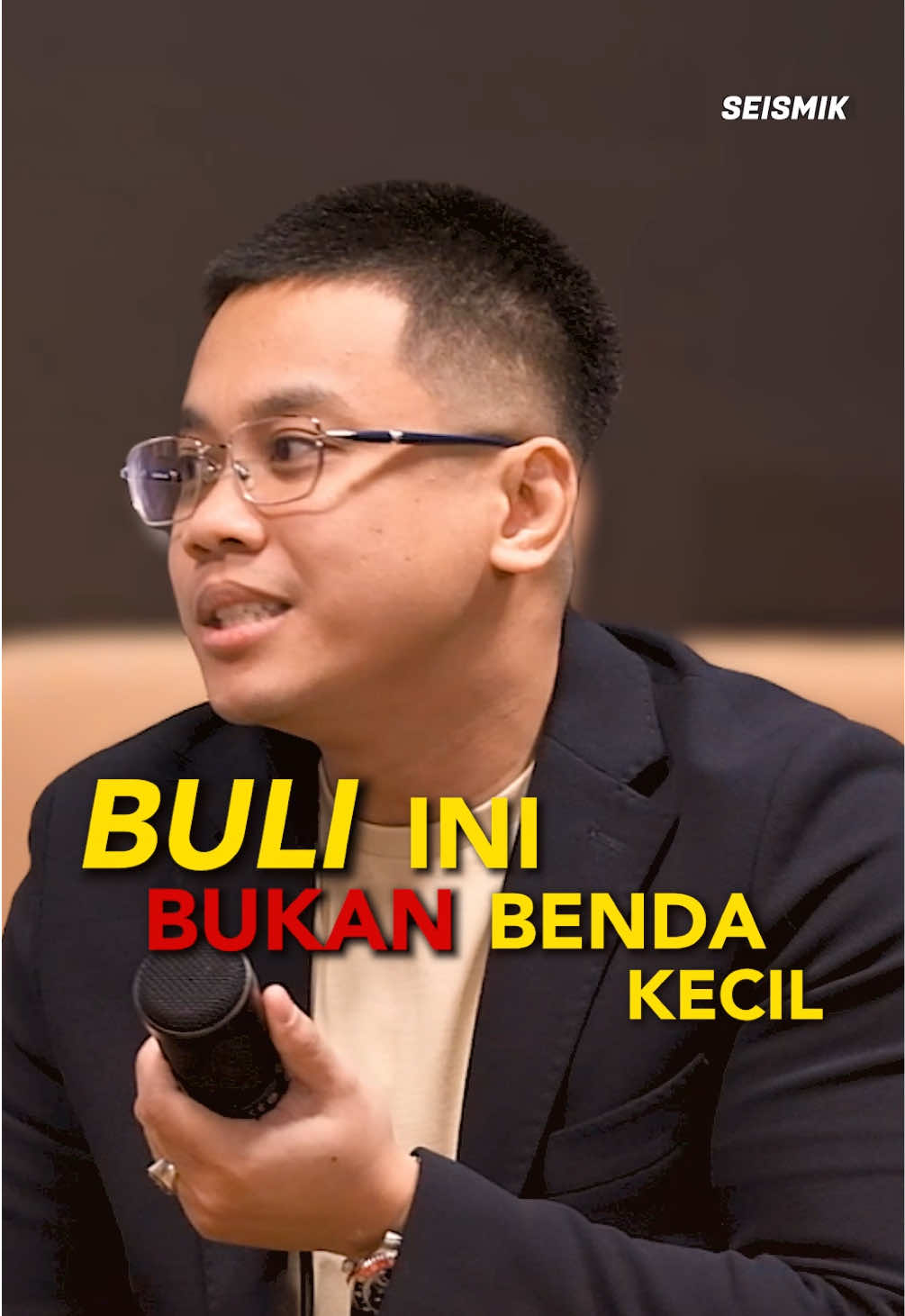 Buli bukan isu disiplin semata-mata, tetapi juga isu undang-undang! Saksikan video penuh #SeismikPodcast di YouTube channel SEISMIK TV! #Buli #Jenayah #UndangUndang