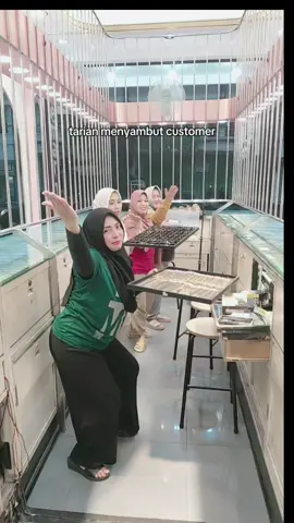 kamu langganan kita senang😂 #emasasli #emas #kediri 