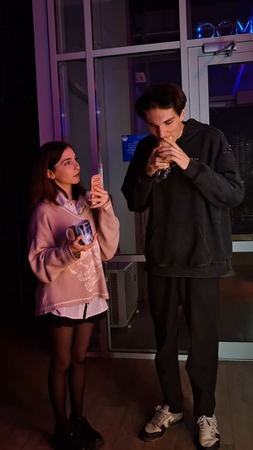 а вы бы справились за 3 укуса с сендвичем? 🙃 #компьютерныйклуб #санктпетербург #спб 