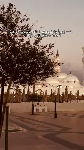 ما تَعَيَّرْتِ إِلَّا وَتَيَسَّرَتْ وَمَا ضَاقَتْ إِلَّا وَفَرَّجَتِ أَنْ اللهَ لَا يَخِيبَ عَبْدًا تَفَائِلَ بِهِ خَيْرًا 🖤.#blak🖤 #ahmad_alshalbi🐍🖤 #عباراتكم_الفخمه📿📌 