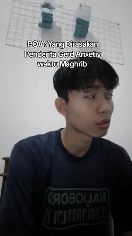 Menjelang magrib, rasa GERD + anxiety itu sering datang tanpa permisi. Denyutan jantung terasa makin kencang, dada berdebar-debar, pikiran dihantui sensasi aneh seperti “mau M” yang bikin makin panik. Semua bercampur jadi satu—padahal secara medis normal, tapi perasaan itu bikin badan ngga karuan. #gerdanxiety #asamlambung #lambungkumatlagi 