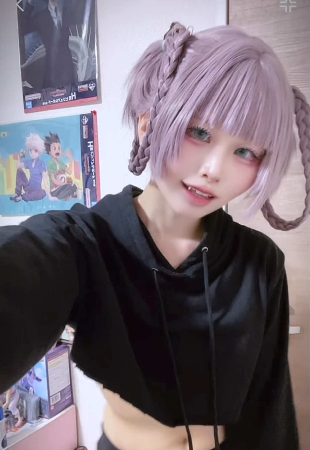 必死でしぬ、ナズナちゃんのこの部屋着好きなんだよね⚠︎︎爪なし#よふかしのうたコスプレ #七草ナズナコスプレ #yofukashinouta #nazunananakusa #cosplay 