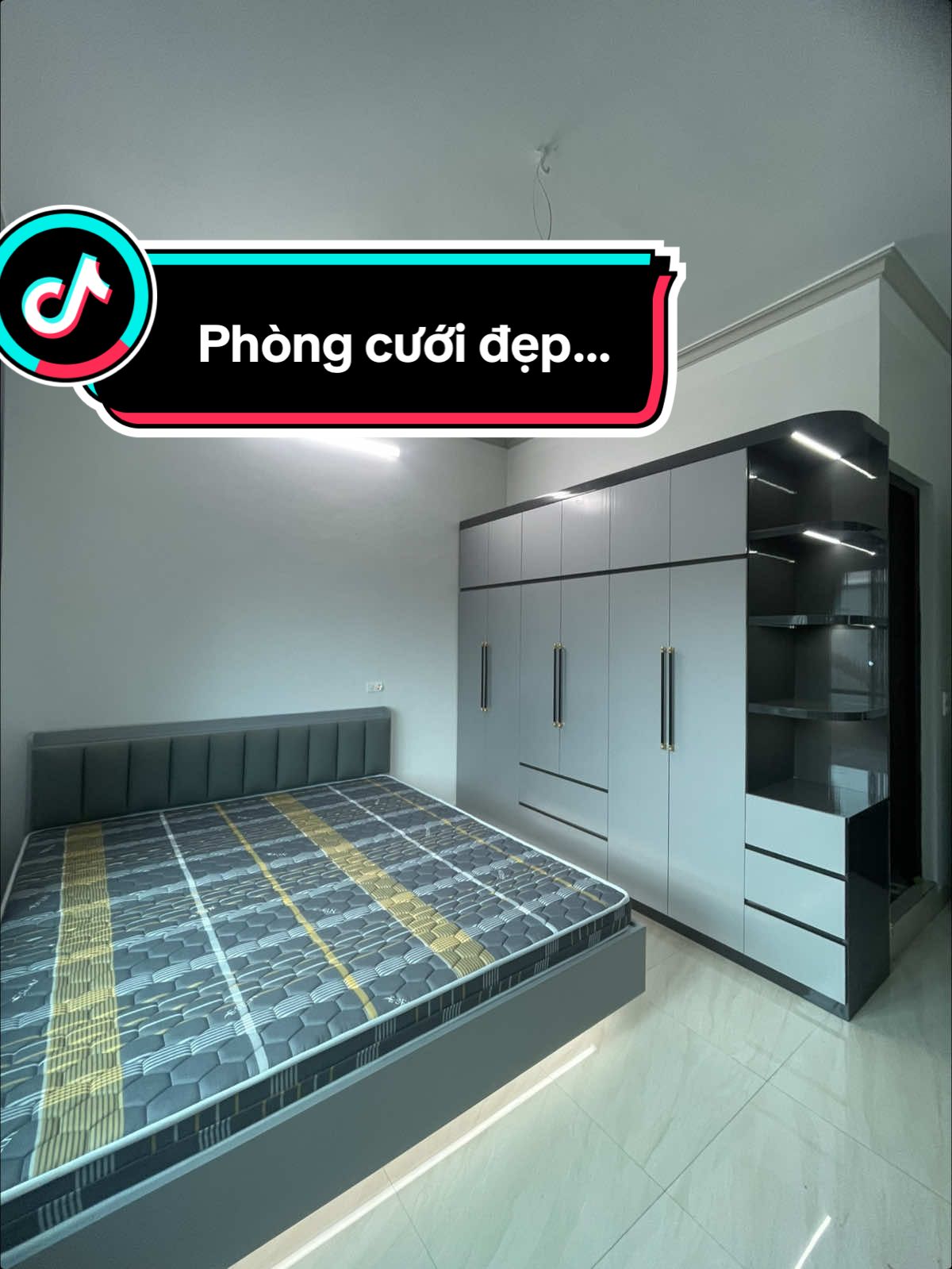 Chuẩn bị phòng cưới để đón cô dâu… #phongcuoidep2025 #combophongcuoi #phongngudep #noithatphongcuoi 