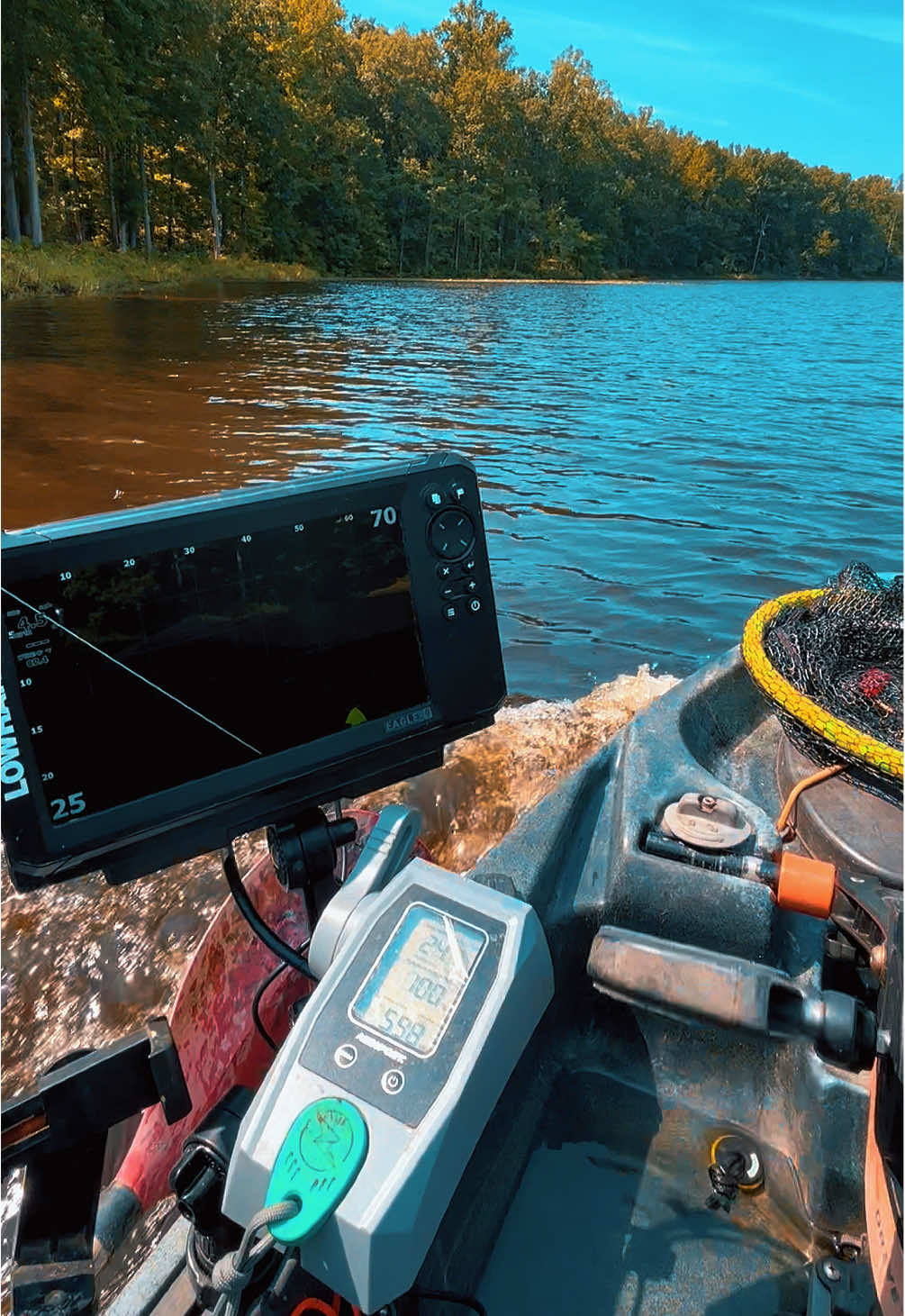 One of my favorite parts of fishing, just being outdoors and enjoying nature!  I often times just sit and take it all in, being away from the all the noise, the hatred, the bickering… just me and my thoughts, and every once in a while a catch a giant bass🙌🏼