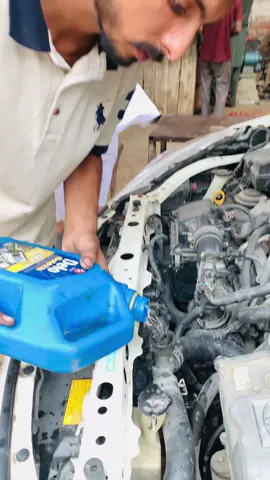 How to change car rediater water#machanic #automotive #information #usa🇺🇸 #italy🇮🇹 