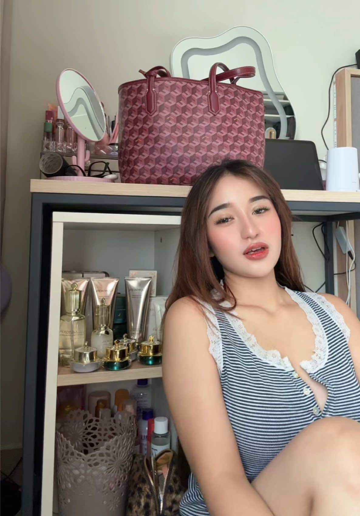 Stock skincare kesayangan hehe #glowingbarengglowsicha 