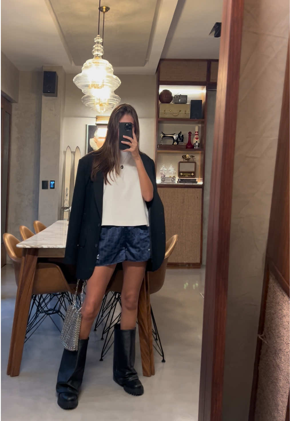 oldie but goldie!!! #sportyandrich #outfitinspo #styleinspo 