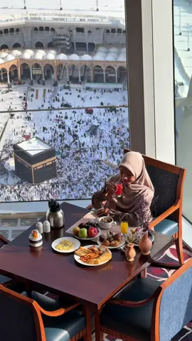 breakfast with the best view #mecca #kabah #makkah 