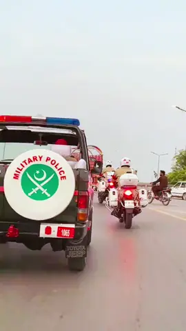 Ab Ap jesy darayingy hamain....🤭😂 #creatorsearchinsights #militarypolice #mp #protocol #foryoupage @tiktok creators 