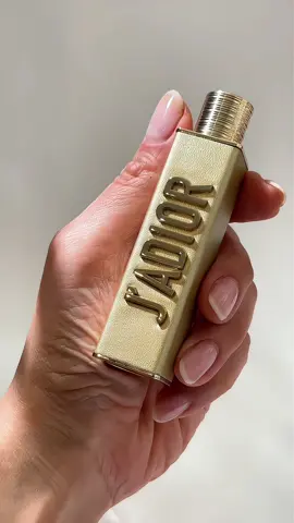 Dior reinvents J’adore l’Or with a new alcohol-free solid perfume ✨ Infused with jasmine wax, it melts into skin, leaving a luminous floral trail with a touch of golden shimmer. Travel-friendly, chic, and housed in the bold J’ADIOR couture case – the ultimate beauty accessory.  | Copyright © 2025 WaxyBeauty | #diorbeauty #jadore #solidperfume #luxuryfragrance #beautyaccessories @Diorbeauty @Dior 