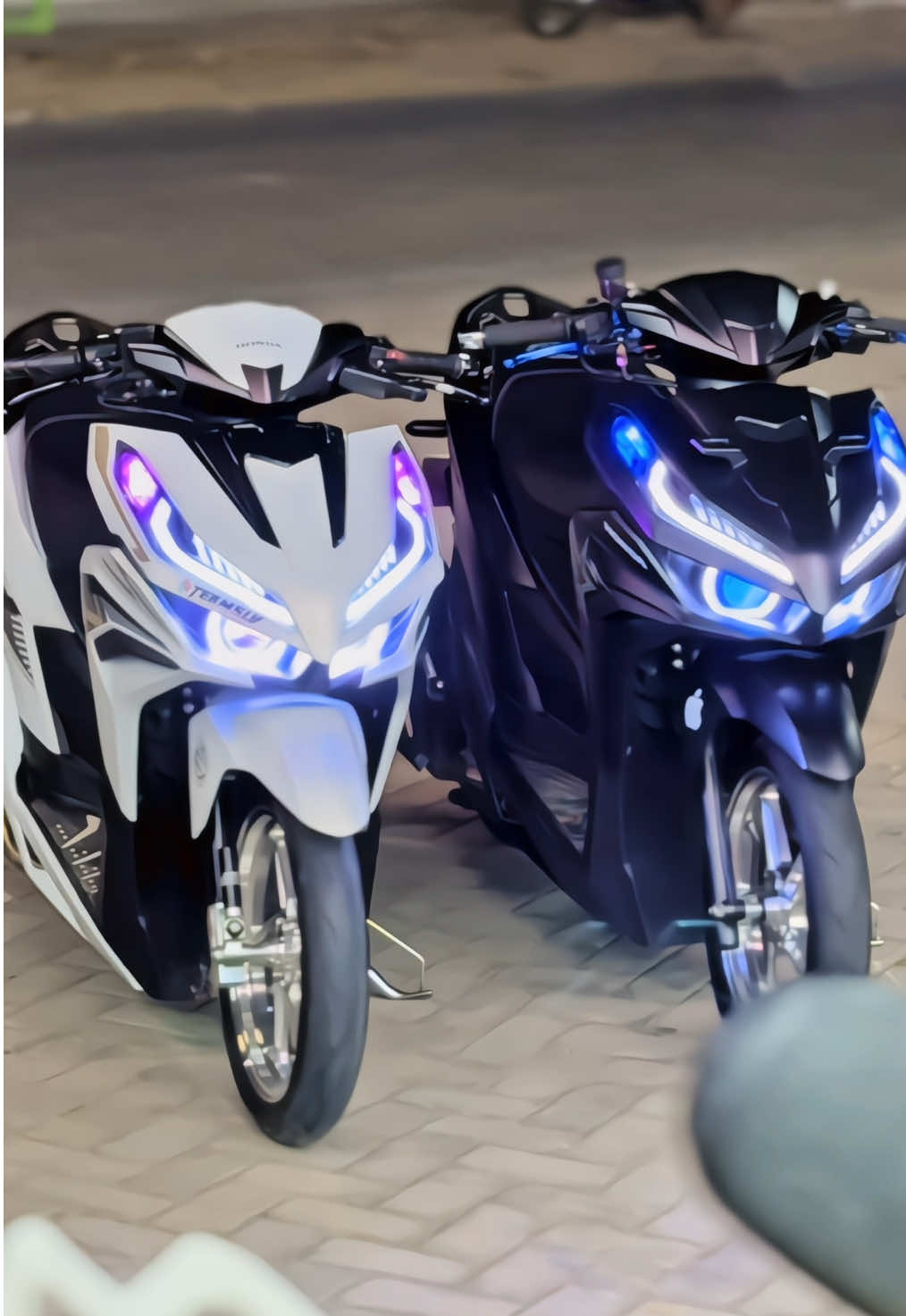 vario kalo malem gantengnya kelewatan banget dah🫵🏻🥵 . . . #vario125 #variomodifikasi #variogen2 #vario125new #fyp 