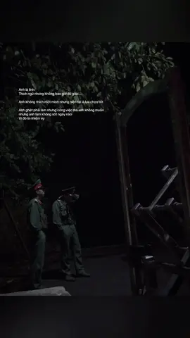 cảnh gác đêm có 3 tiếng sao suy nghỉ đủ thứ vậy thật ghét