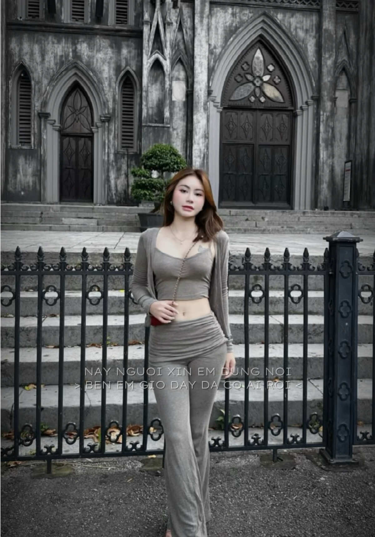 Như chưa hề có cuộc chia ly#thoitrang #outfit  