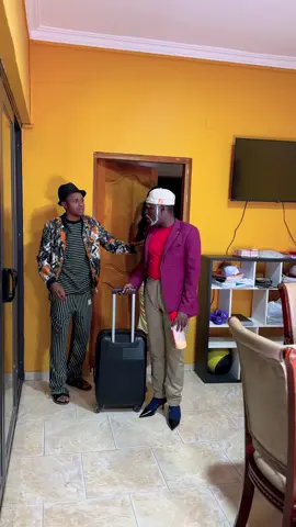 Avô Soba quer deixar a Telma Lee.😭😭😭 #angola🇦🇴 #viral_video #videosengracados 