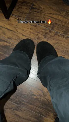 So comfy too #aesthetic #fashion #crocs #viral #tiktokshop 