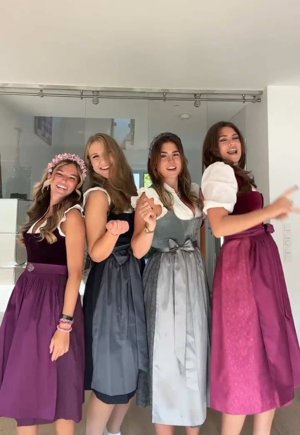 🩷🩷 #fyp #wiesn #dirndl #oktoberfest #viral 