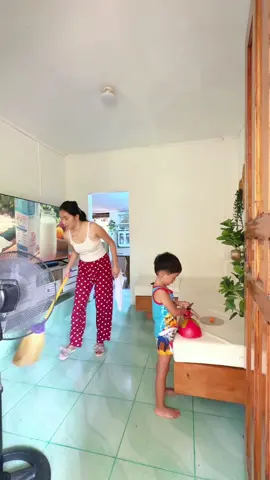 Ikaw na lang ang susuko sa walis tambo na to sa sobrang tibay 🧹 #walistambo #scotchbrite 
