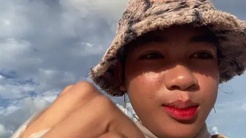 #មុឺនជ័យ_ផ្សារក្របៅ ❤️👷🏻‍♀️