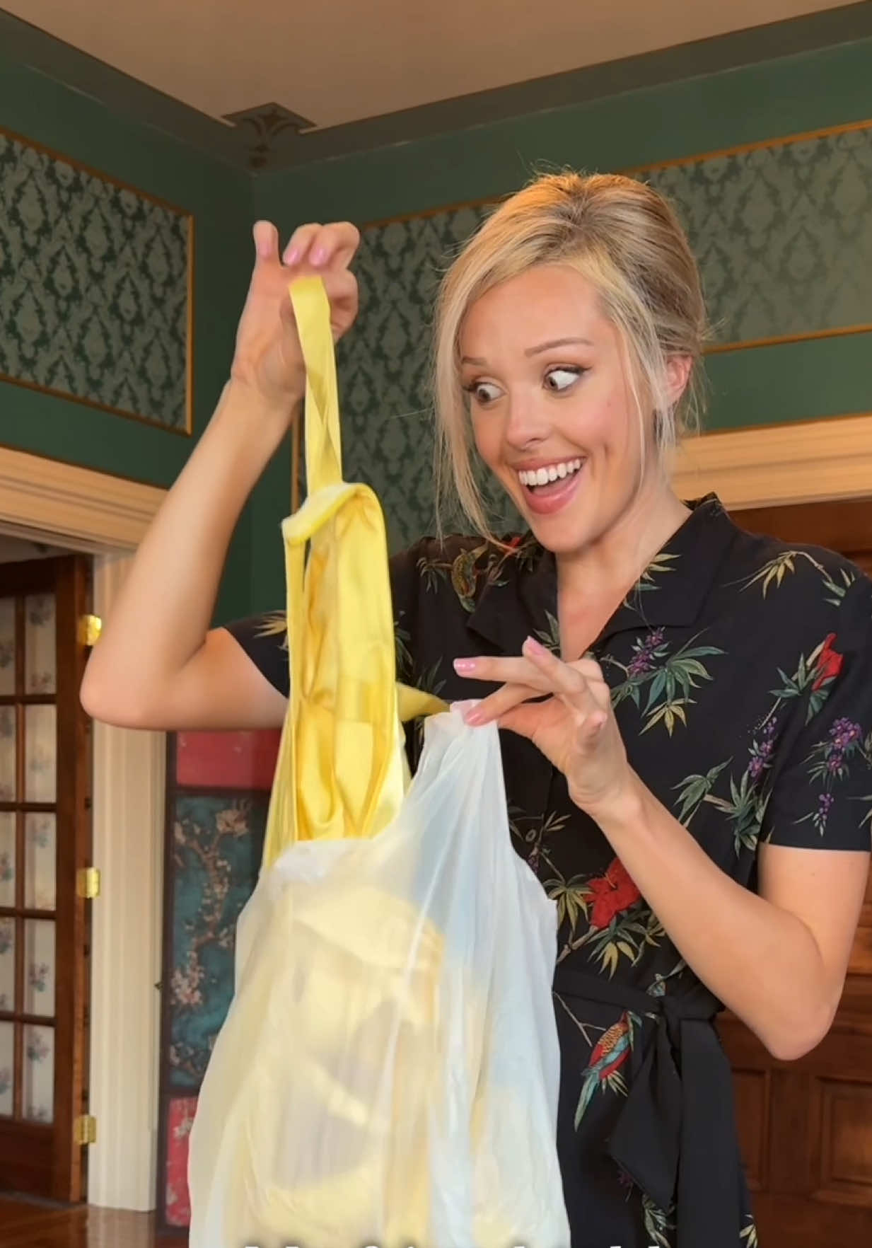 When ur friend actually like you 🥹 @Valerie Lighthart #howtoloseaguyin10days #thrifting #thedress 