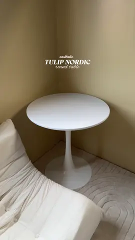 Aesthetic round table! ang ganda nya lalo na sa corner ng room 🥹✨ #tuliptable #nordictable #roundtable #table #whiteroundtable 