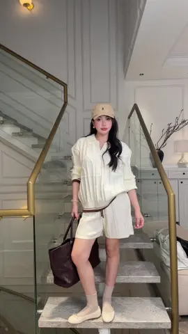 Set này cute nè mấy bà #review #xh #xhtiktok #outfit 