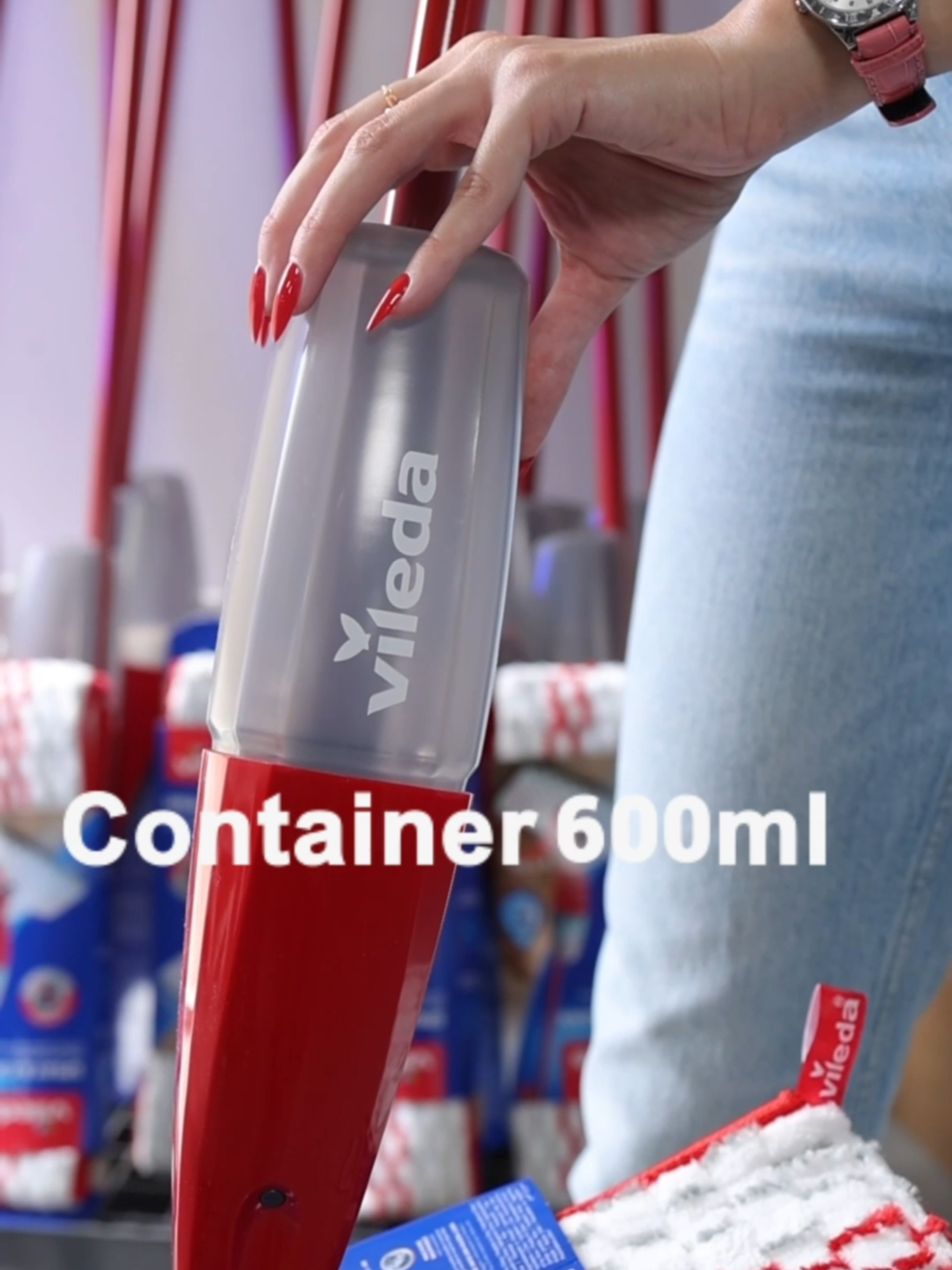 ✨ مع ممسحة Vileda التنضيف صار أسهل وأسرع! 📍 Naccache–Facing Maison M 📦 Delivery all over Lebanon 📞 81 140 314 #Vileda #CleaningMadeEasy #LebanonDeals #LebanonShopping #HomeCleaning #CleanHouse #LebanonOnline #LebanonMoms #SmartCleaning