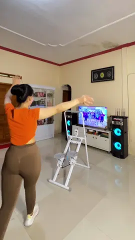 Gak nyangka pake alat ini cepet banget turun beran badannya, dan yang bikin wow nya itu badan rasanya makin kenceng. Happy banget 🥰 gak nyesel beli ini aaaah ❤️