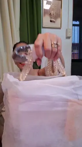 grabeee napaka gandaaa niya😍 medyo pricy lang siya pero solid...  #ladiesbag #womensbag #bag #shoulderbag #fyy 