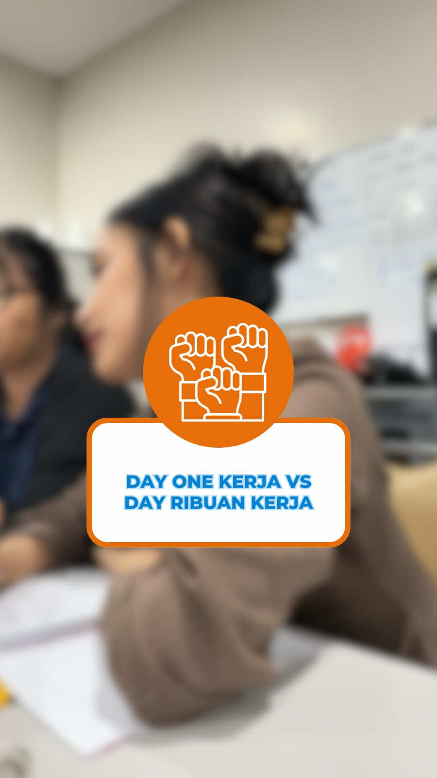 Day one kerja vs Day ribuan kerja, hahaha😁😝 #dayone #stressedout #karyawanlife #overwhlemed #mitrakeluargasurabaya 