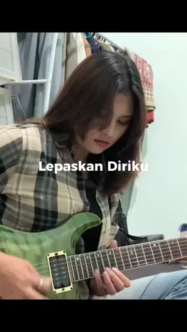 Lagu ini lagi rame yaa? @Tiktok J-Rocks Official - Lepaskan Diriku. #guitartok #guitarsolo #jrocks #lepaskandiriku #fyp 