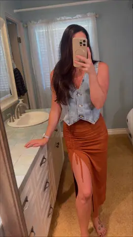 Channeling a little country chic 🤠 🔗 Outfit is saved for you on my Amz storefront on my profile under: Western Inspired #OOTD #WesternStyle #CountryChic #OOTDinspo #WesternVibes