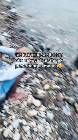 layangan e prei sek kang ben cerah sek😹#fyp #masukberanda #saranganmagetan #musimlayangan2025 #mancingkuy 