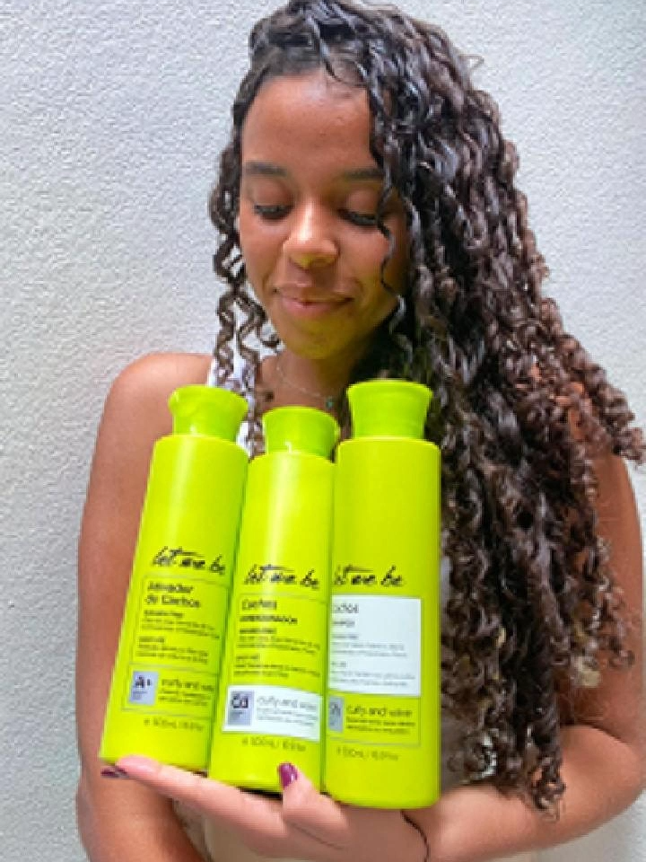 Dica de finalização em cabelos cacheados 😍💚 #vaiprofy #curlyhaircheck #finalizandoocabelo