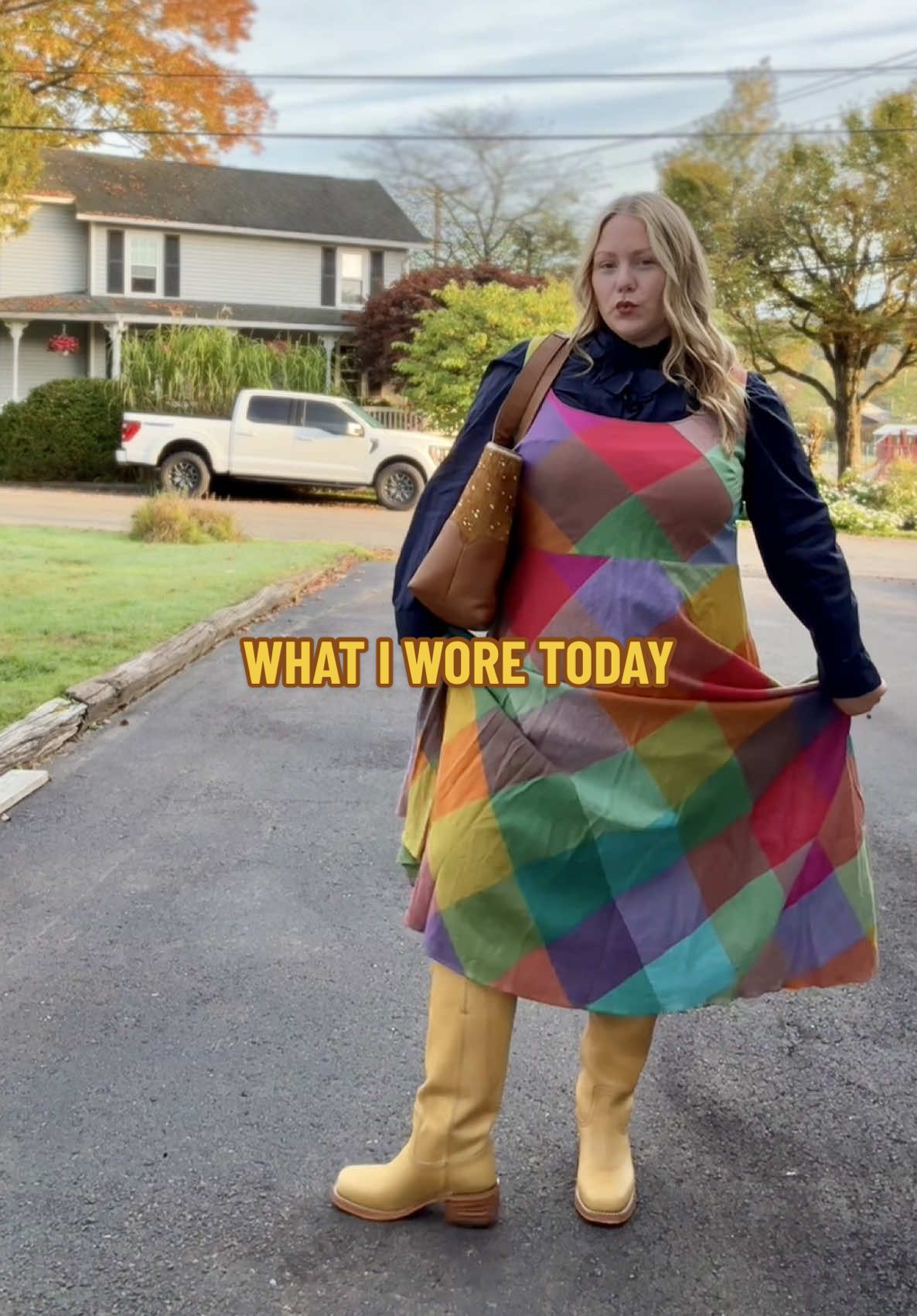 I get rly fired up around second 14. DID YA’LL THINK I WASNT GONNA WEAR THESE BOOTS BEFORE MY WEDDIN’?! Day one of breaking in my dancing shoes before the big day 💃🏼✨❣️#fryeboots #wiw #wiwt #coolgirlaesthetic #falloutfitinspo 