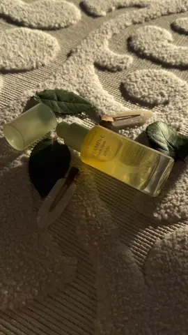 Summer’s over 🍂 Time for a skin reset 🍊✨  Grab yours on Amazon during Prime Big Deal Days (Oct 7 & 8) 🛍️ @goodal USA  #Goodal #GoodalVitaCSerum #GoodalGlow 