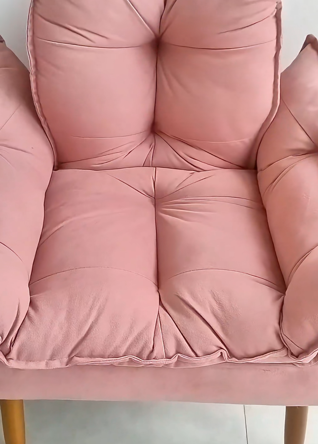 Poltrona Opala Suede #PoltronaOpalla#decoracao #sala#viral