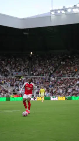Magical Header from MIKEL MERINO 💯🔥🔥 #arsenalfc #merino #arsenalvsnewcastle 